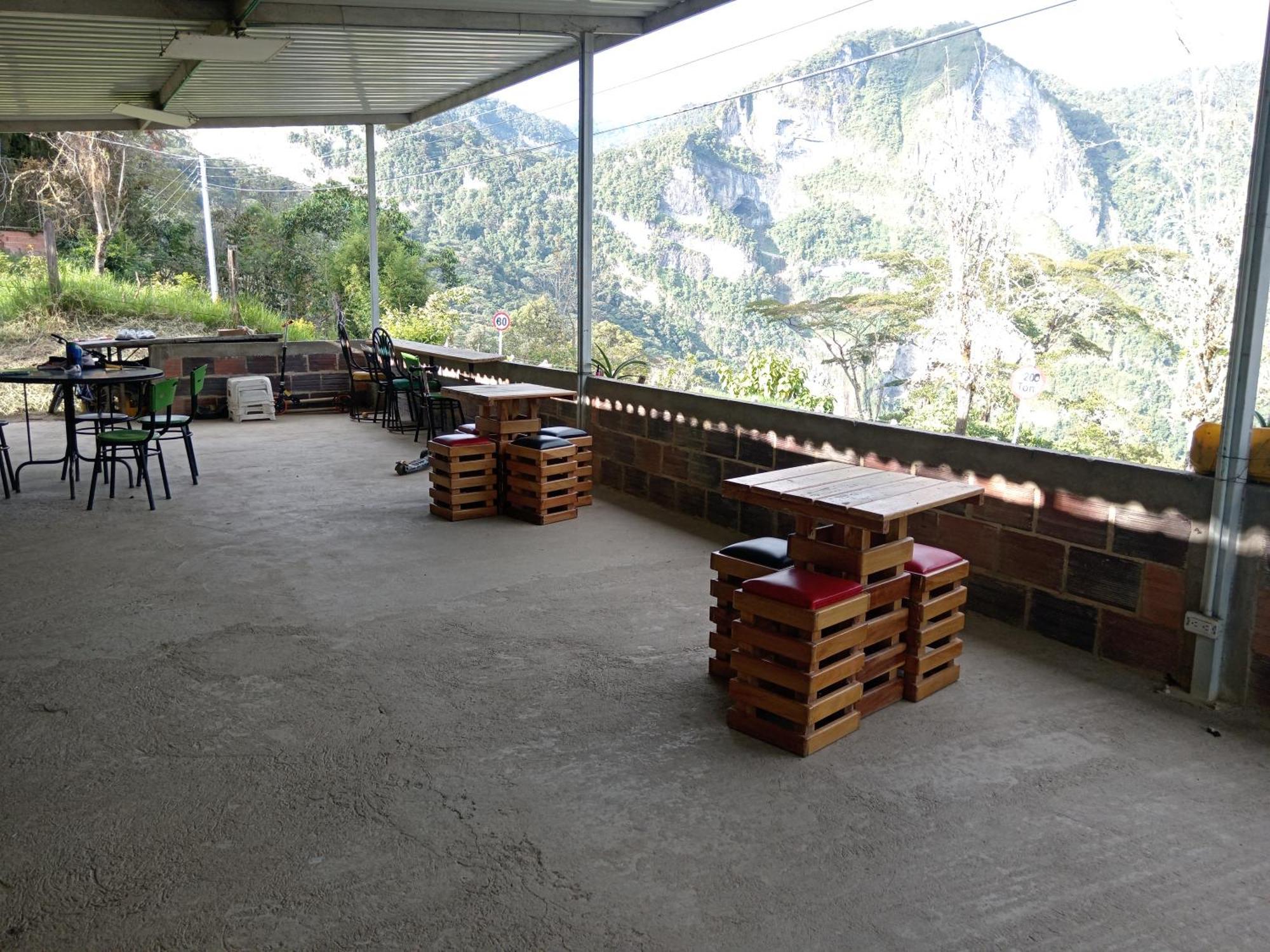 Mirador Ventanas De Tisquizoque Guest House Florian  Exterior photo